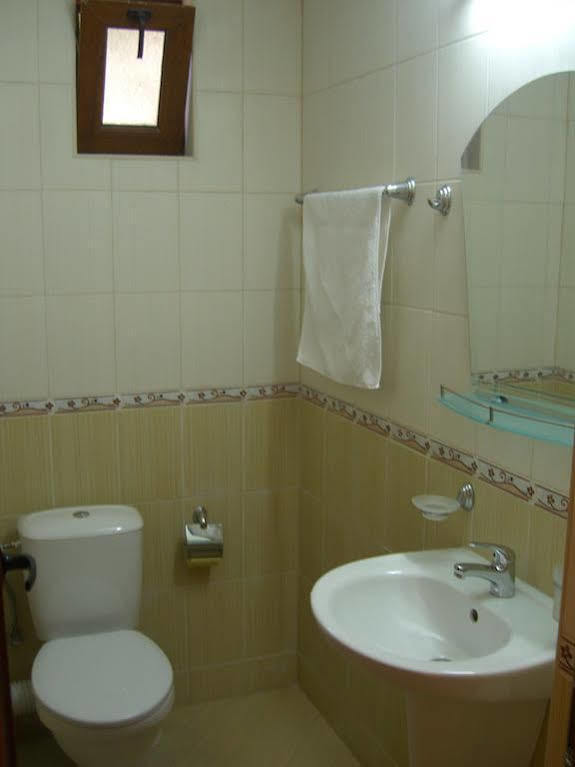 Terra Guest House Равда Экстерьер фото